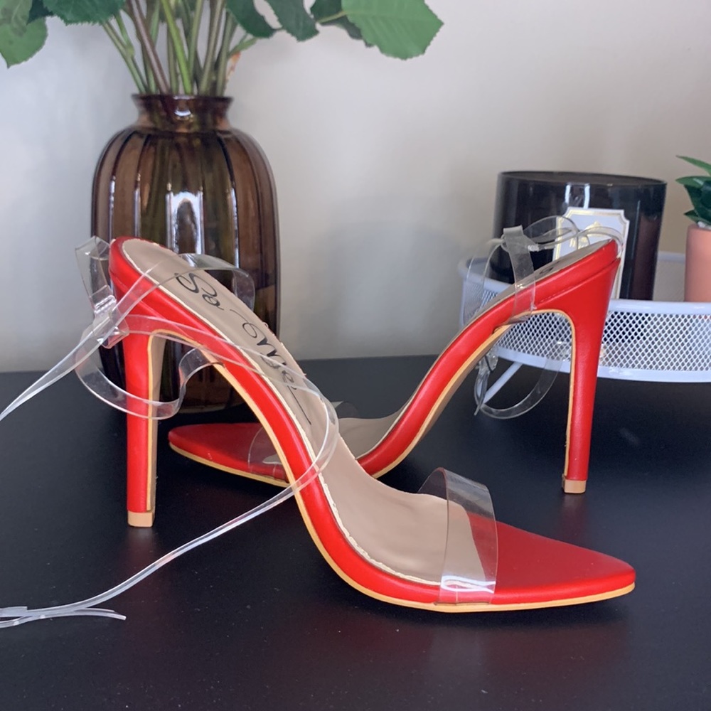 High heels - Picture 7 of 7